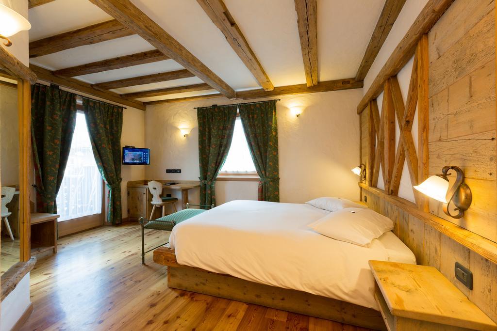 Hotel Pontiglia Livigno Exterior photo